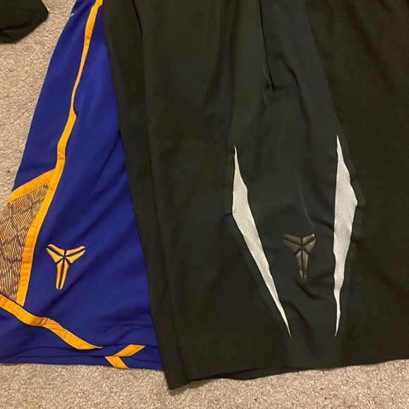 2 Nike Kobe Shorts - Picture 1 of 9